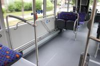 Die neuen Busse verfügen über großzügige Freiflächen für Kinderwagen, Rollstühle und Fahrräder.